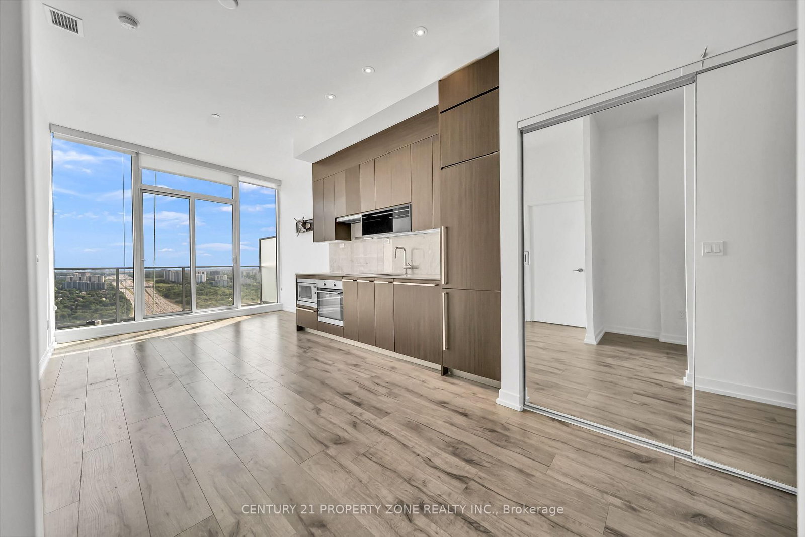 115 Mcmahon Drive • #Ph09 • Toronto, ON photo 19