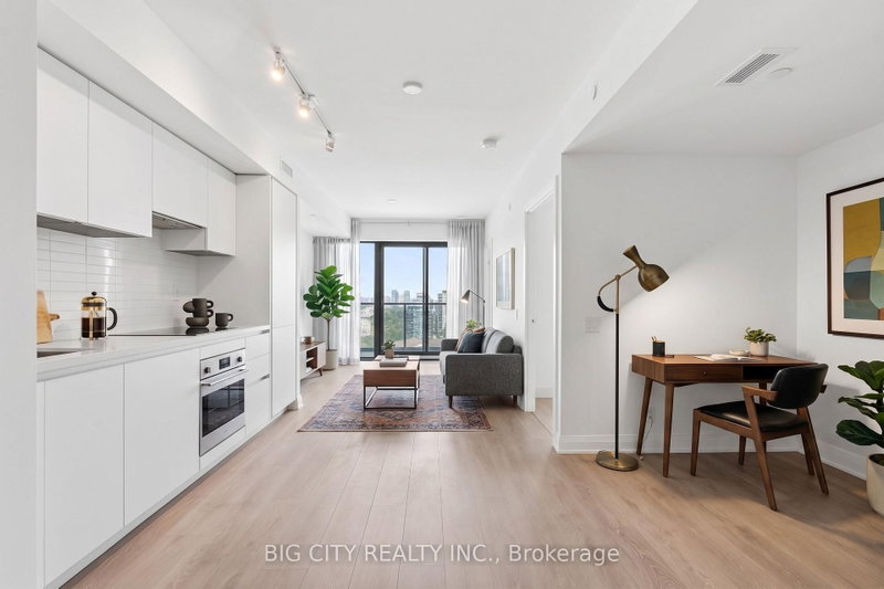 1609 - 25 Frederick Todd Way