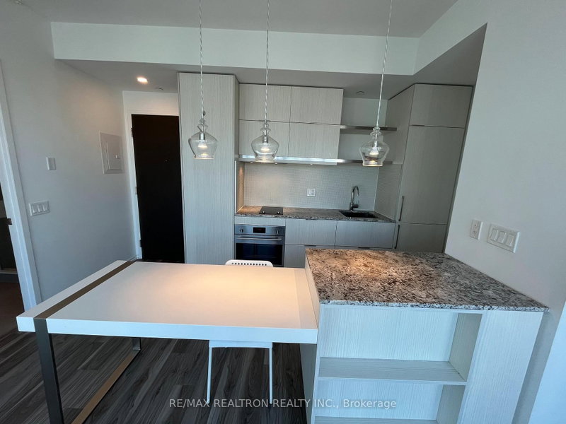 3113 - 197 Yonge Street