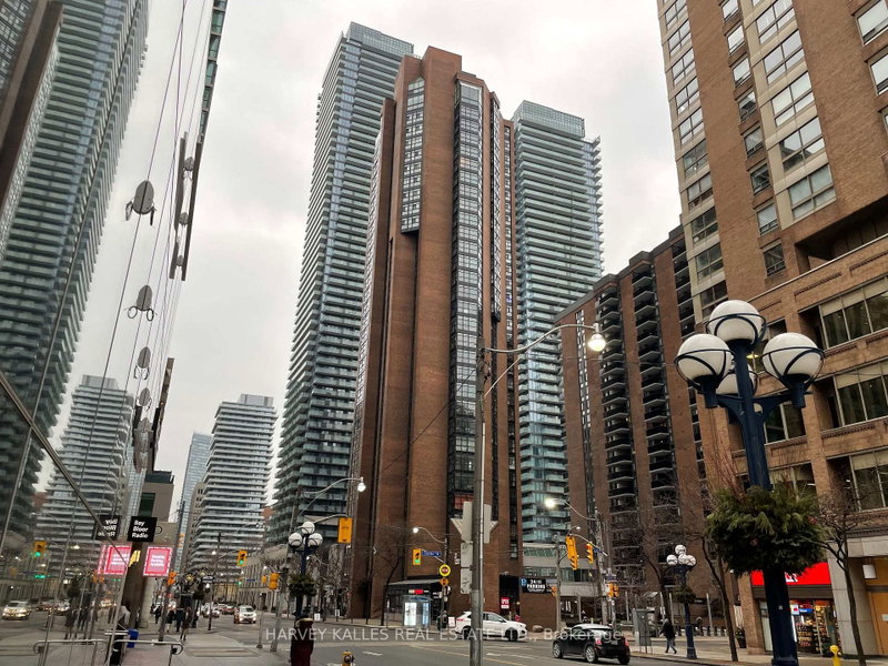 3101 - 55 Charles Street W W