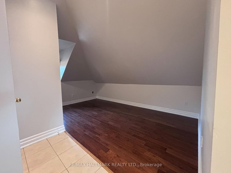 27 Delaware Ave photo 5
