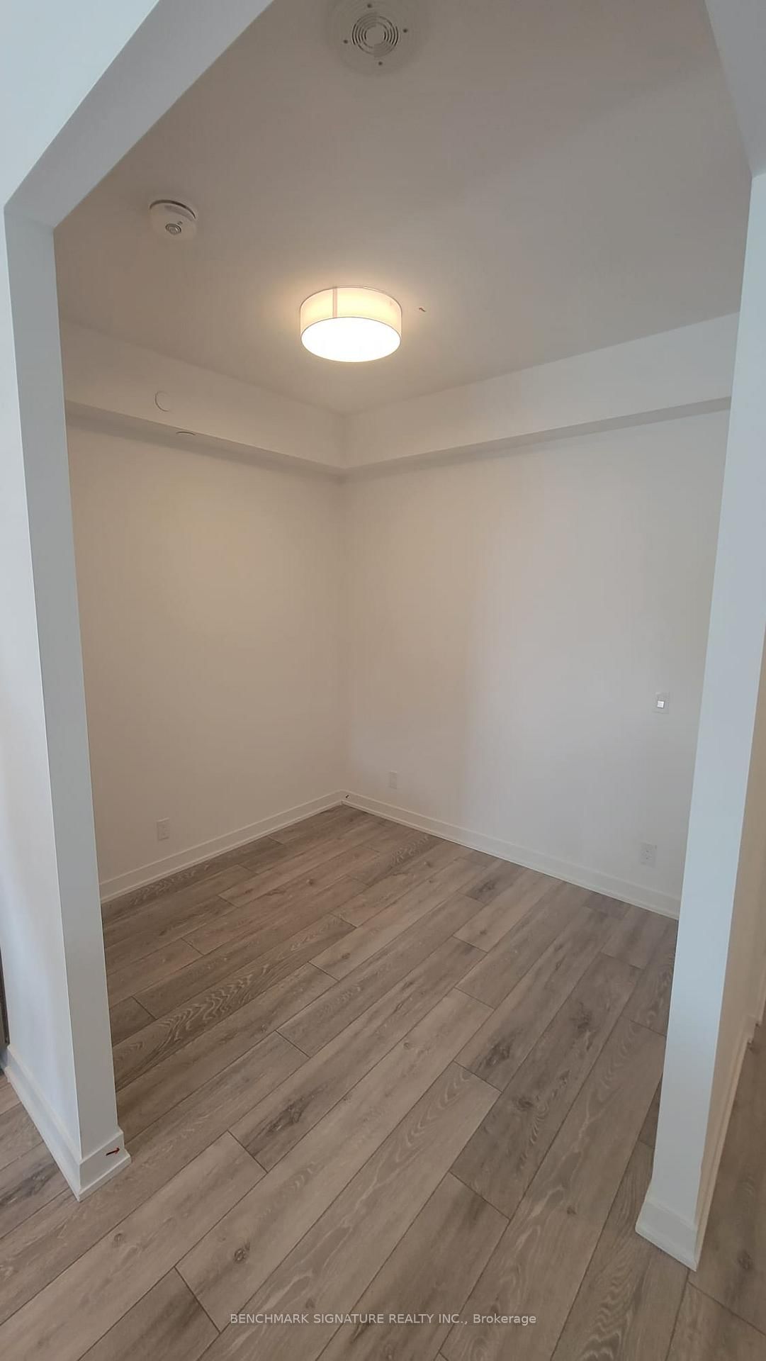 15 Holmes Avenue • #1312 • Toronto, ON photo 8