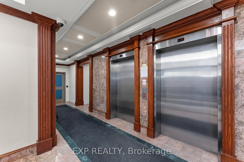 308 - 398 Eglinton Avenue E