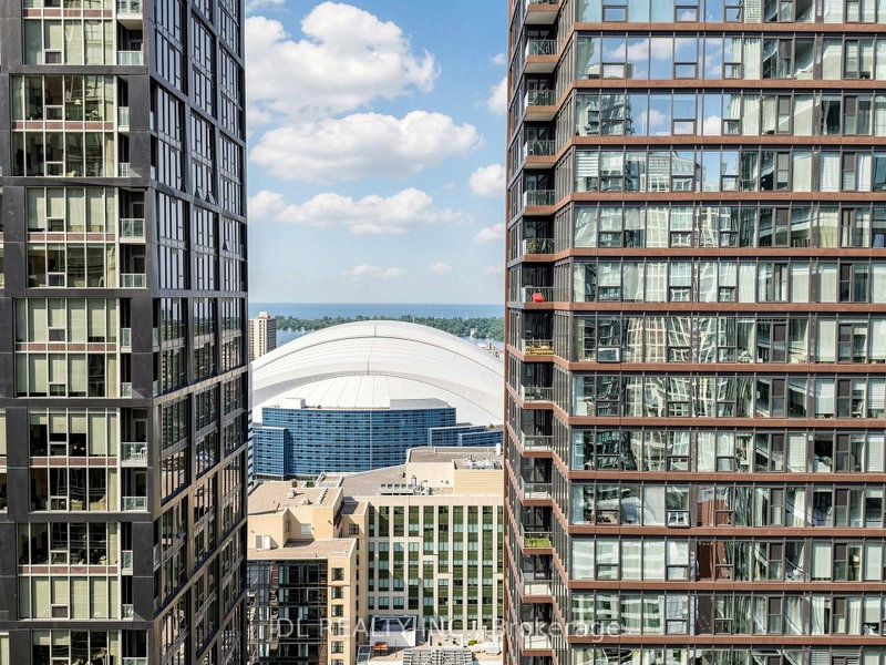 3711 - 125 Blue Jays Way