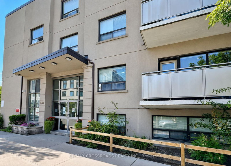 205 - 2770 Yonge Street