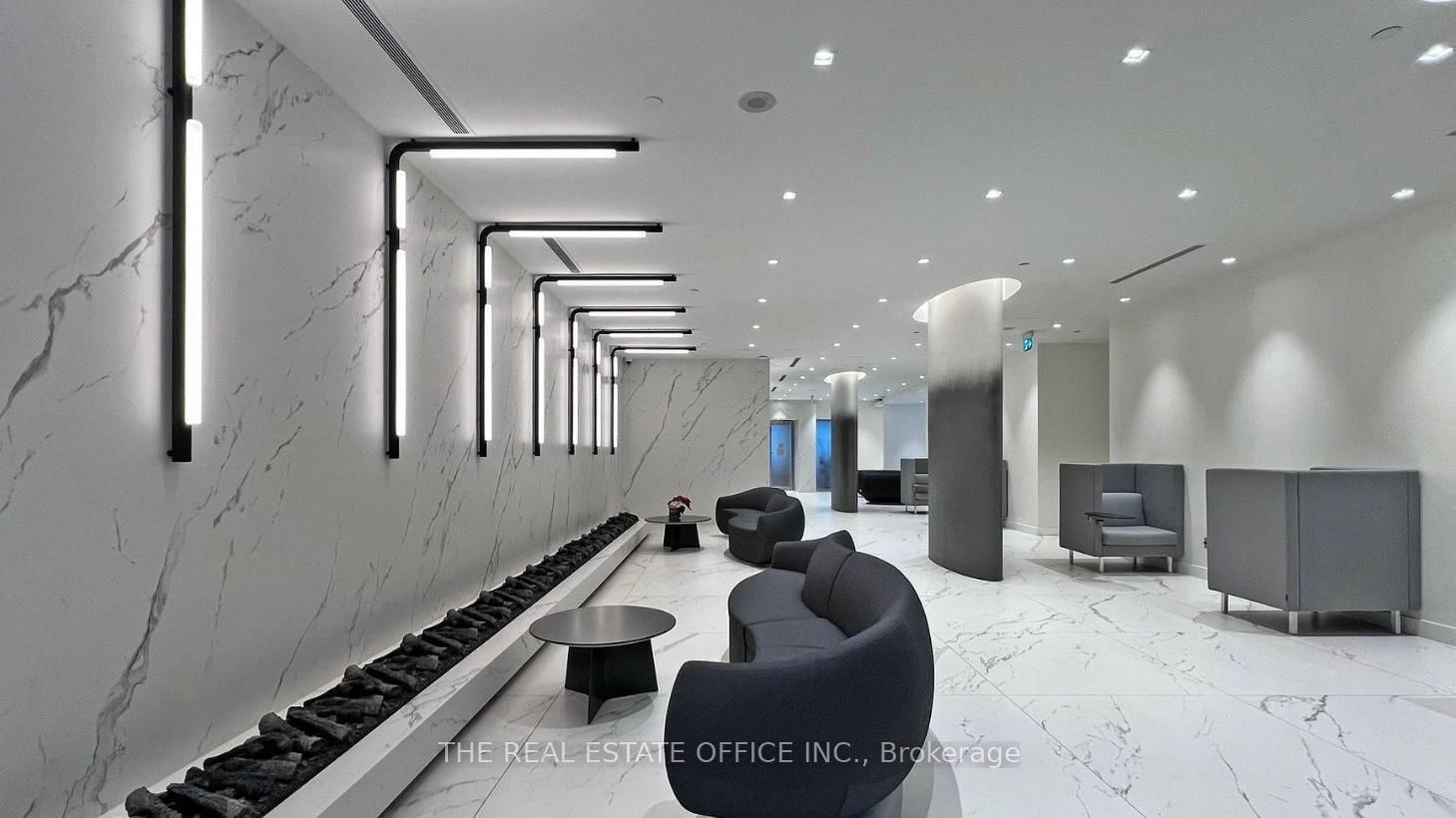 15 Fort York Boulevard • #3905 • Toronto, ON photo 19
