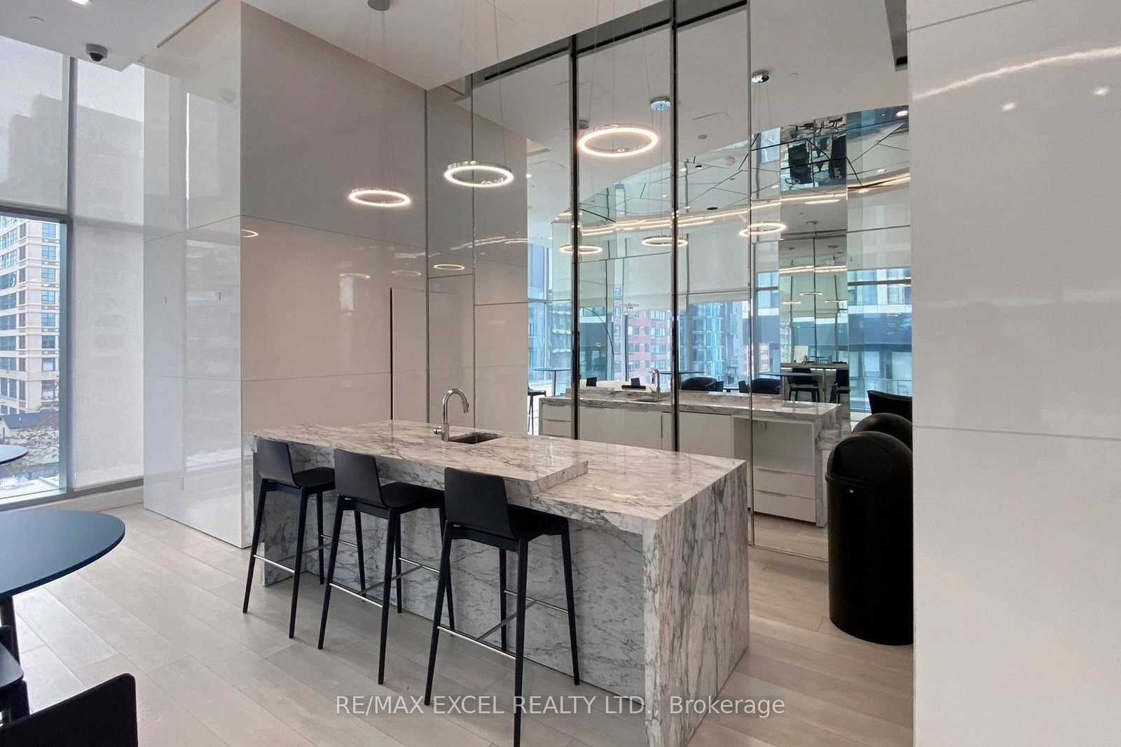 251 Jarvis Street • #4203 • Toronto, ON photo 18