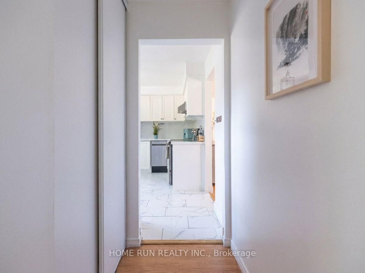 119 Courville Coachway Way • Toronto, ON photo 10