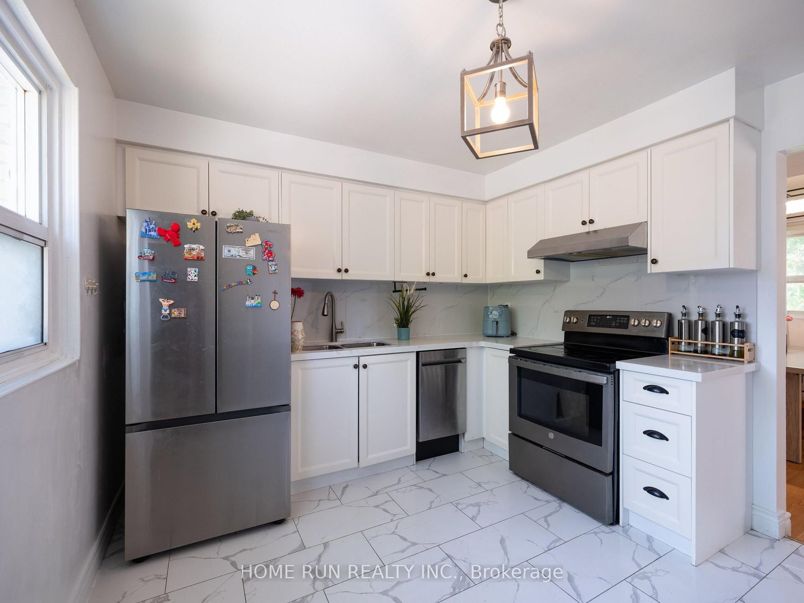 119 Courville Coachway Way • Toronto, ON photo 13