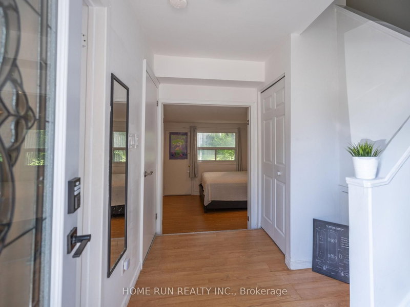119 Courville Coachway Way