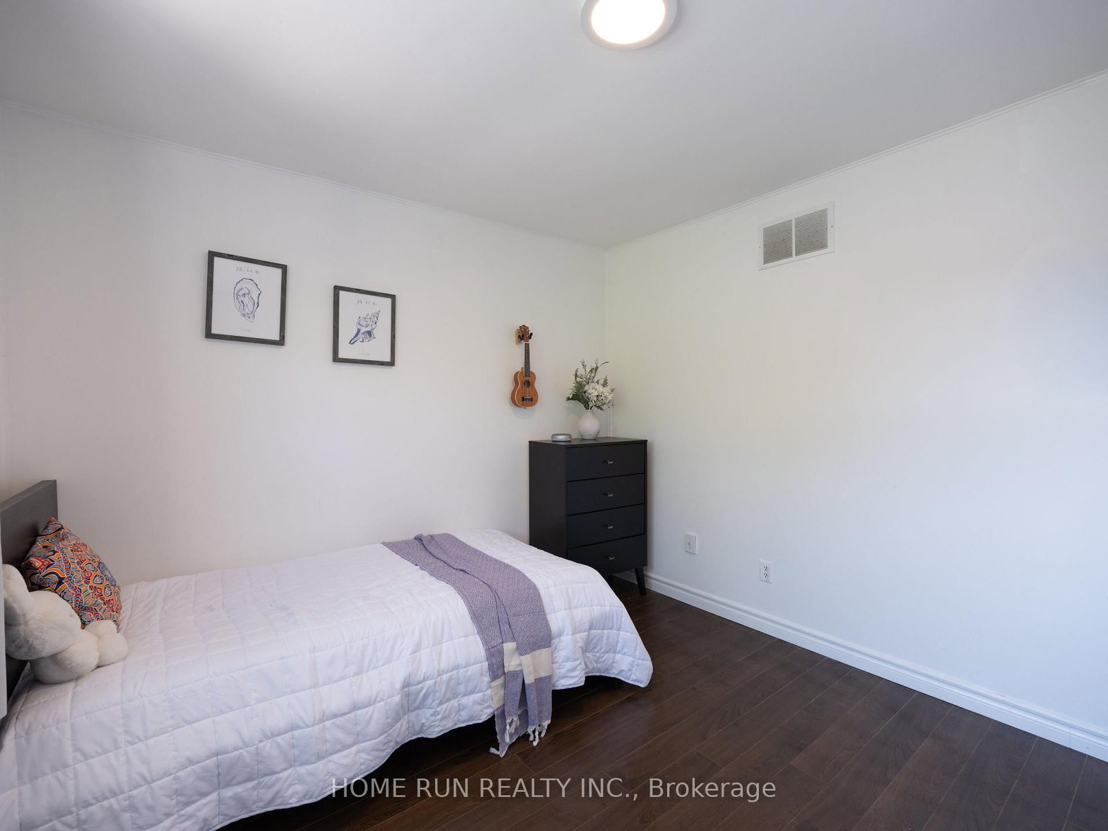 119 Courville Coachway Way • Toronto, ON photo 29