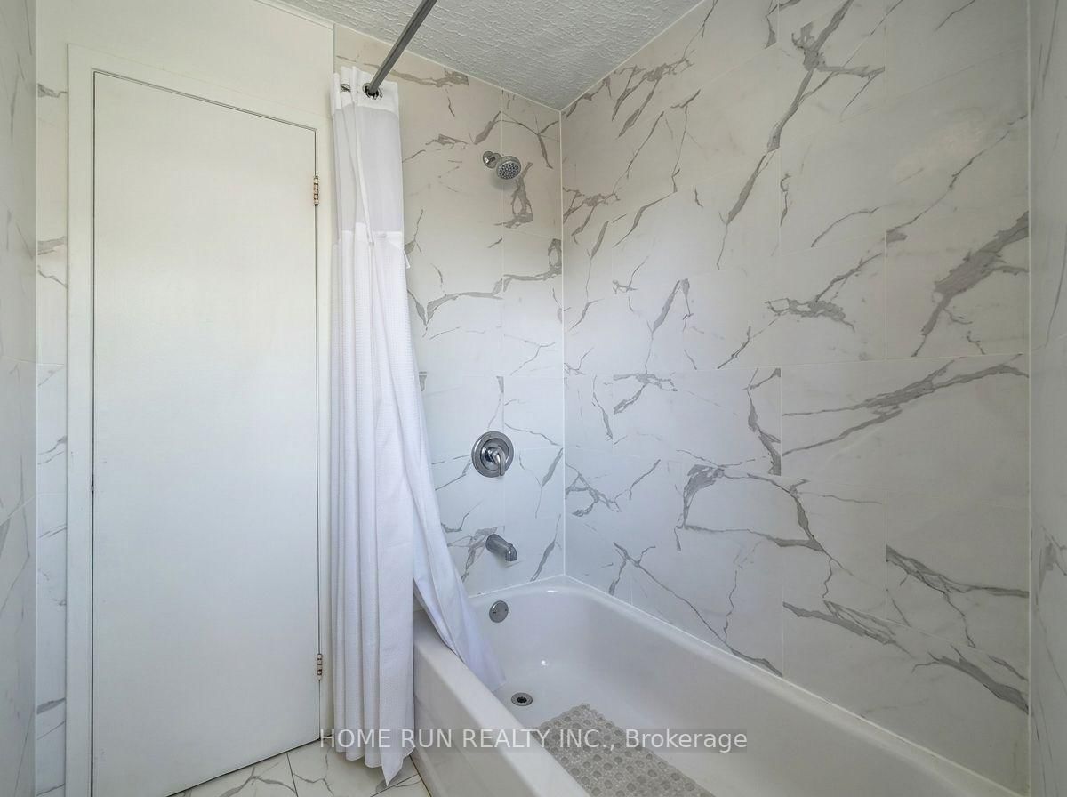 119 Courville Coachway Way • Toronto, ON photo 38