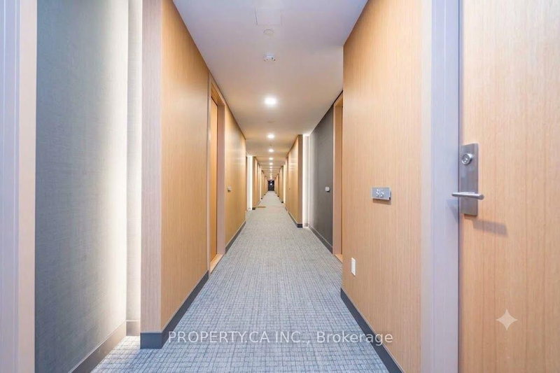 632 - 629 King Street N W