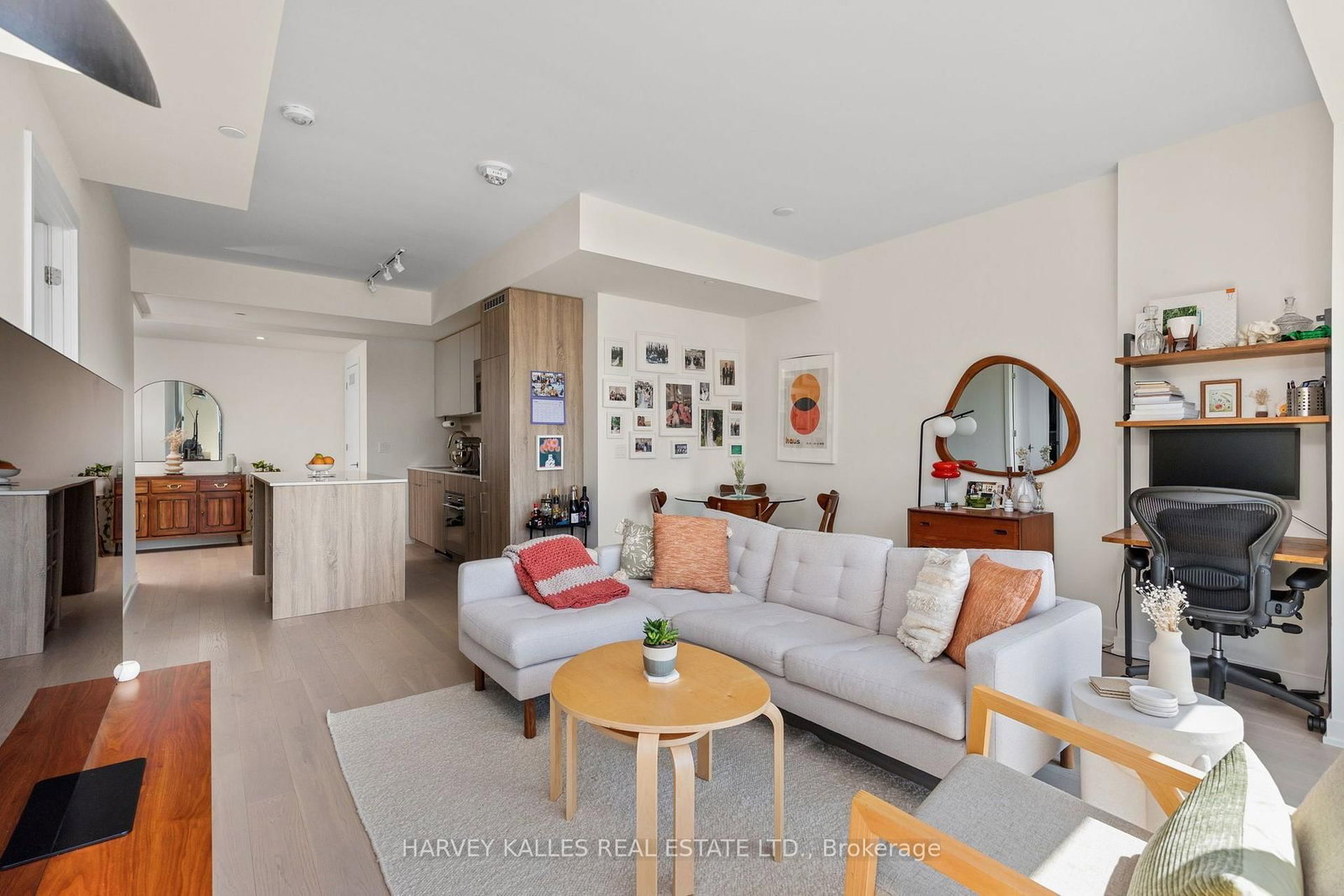 Condo for lease at 803-840 St. Clair Avenue, Toronto, Ontario, M6C 1C1 - Oakwood Village - MLS: C13661968