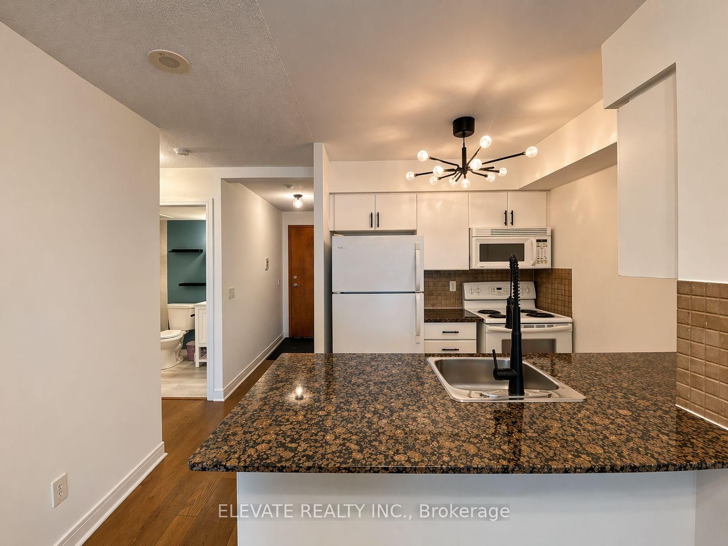 35 Bales Avenue • #1701 • Toronto, ON photo 5