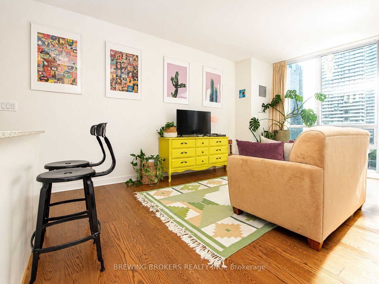 18 Harbour Street • #1702 • Toronto, ON photo 21