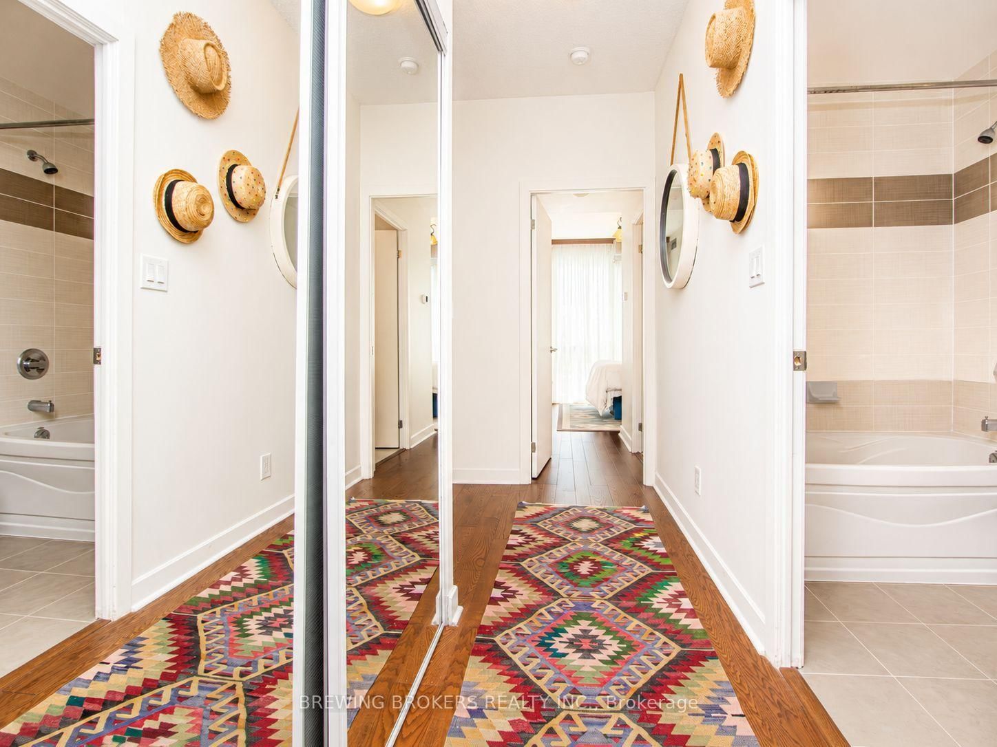 18 Harbour Street • #1702 • Toronto, ON photo 22
