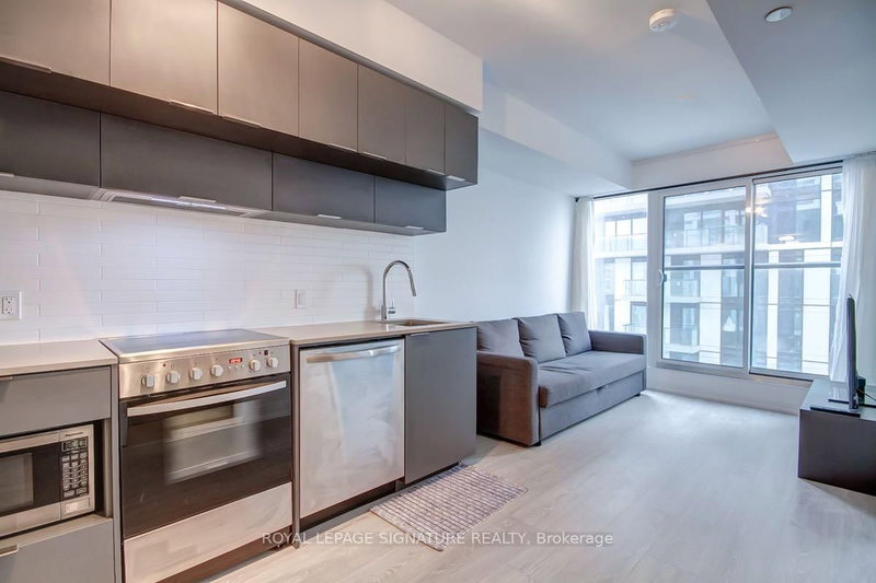 3115 - 181 Dundas Street E