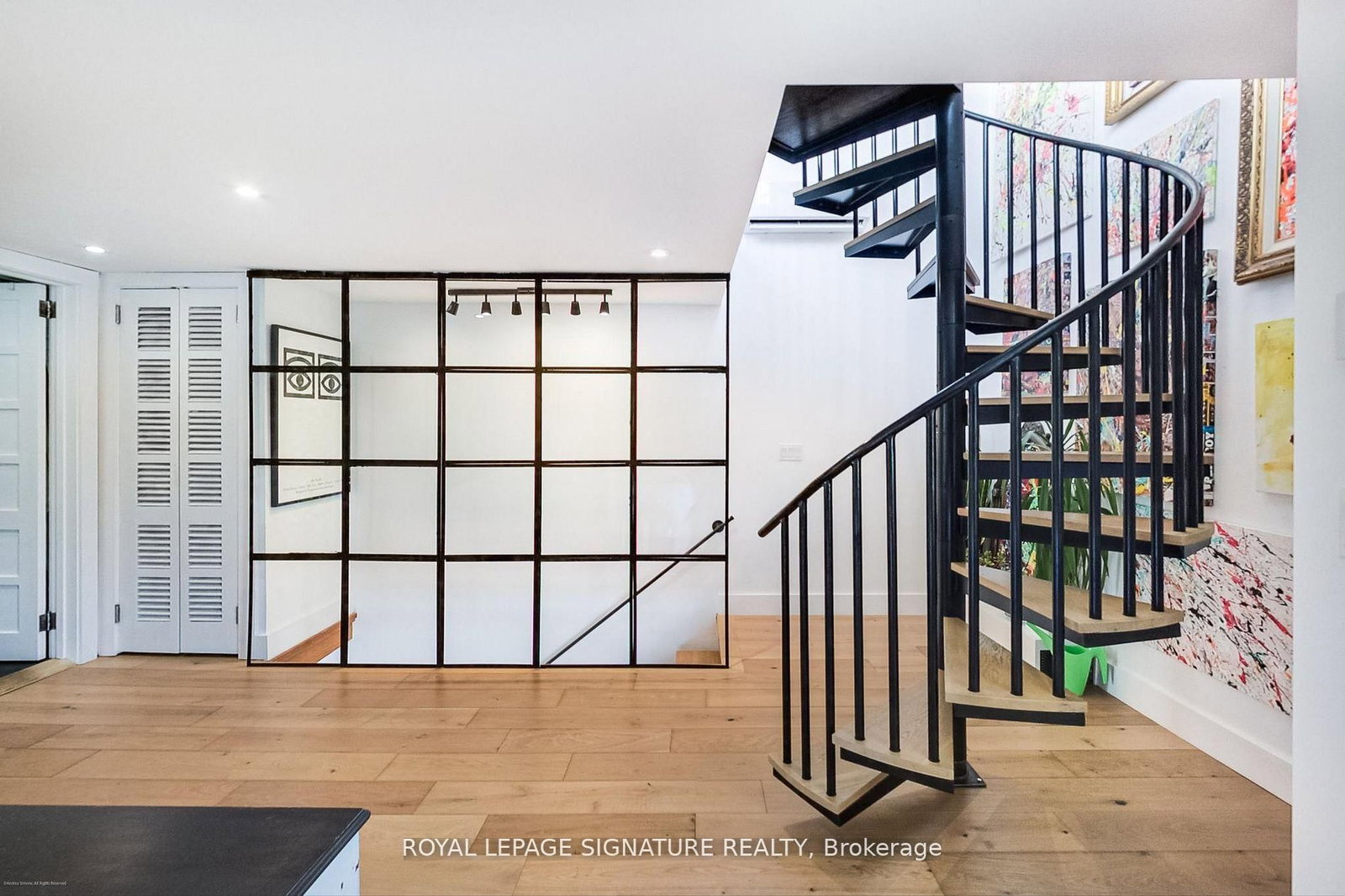 6 Littlehayes Lane • Toronto, ON photo 15