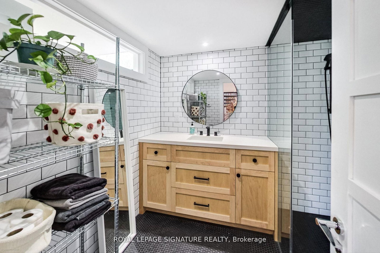 6 Littlehayes Lane • Toronto, ON photo 18