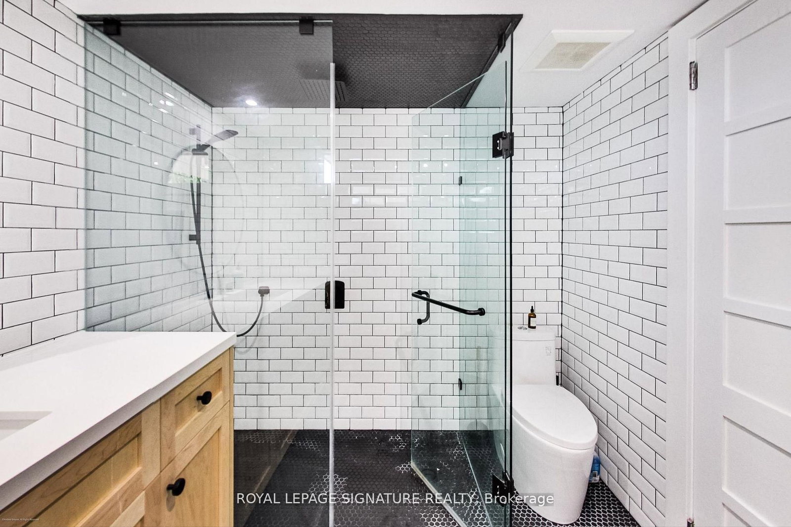 6 Littlehayes Lane • Toronto, ON photo 19