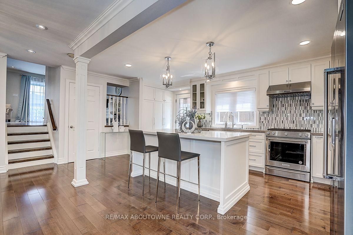 99 Brahms Avenue • Toronto, ON photo 13