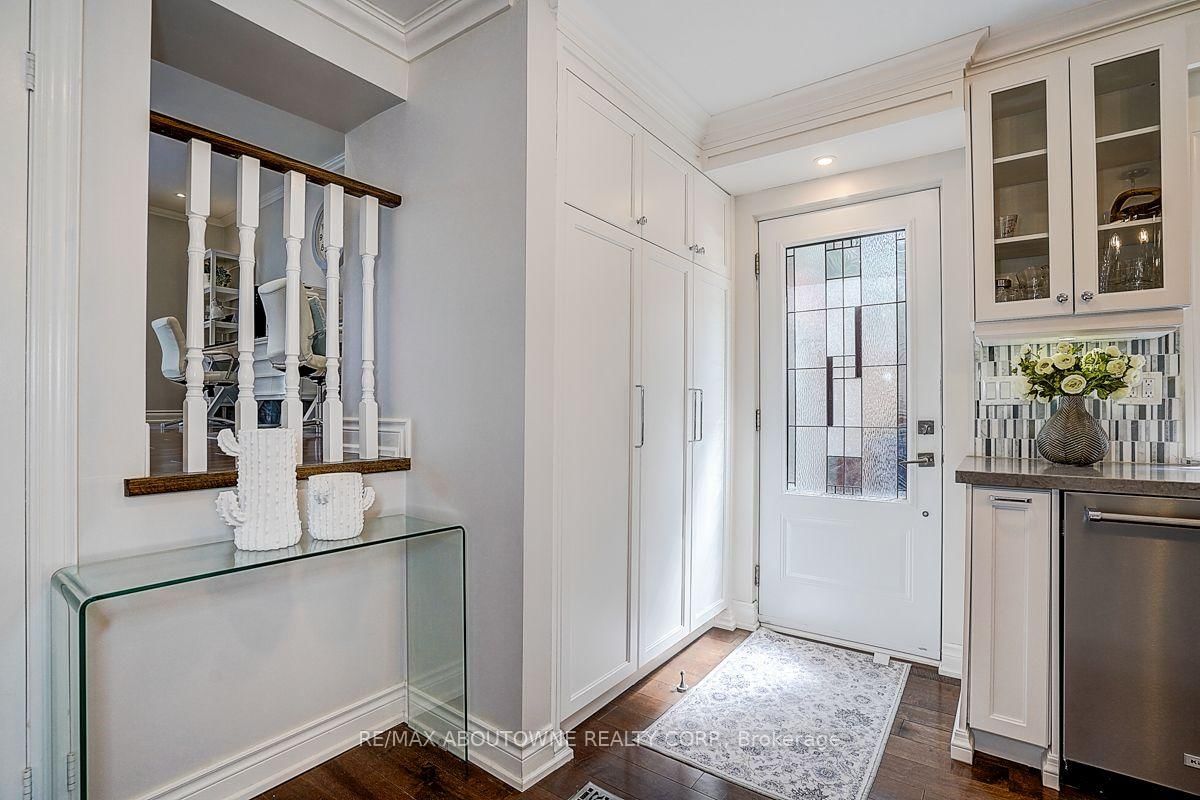 99 Brahms Avenue • Toronto, ON photo 17