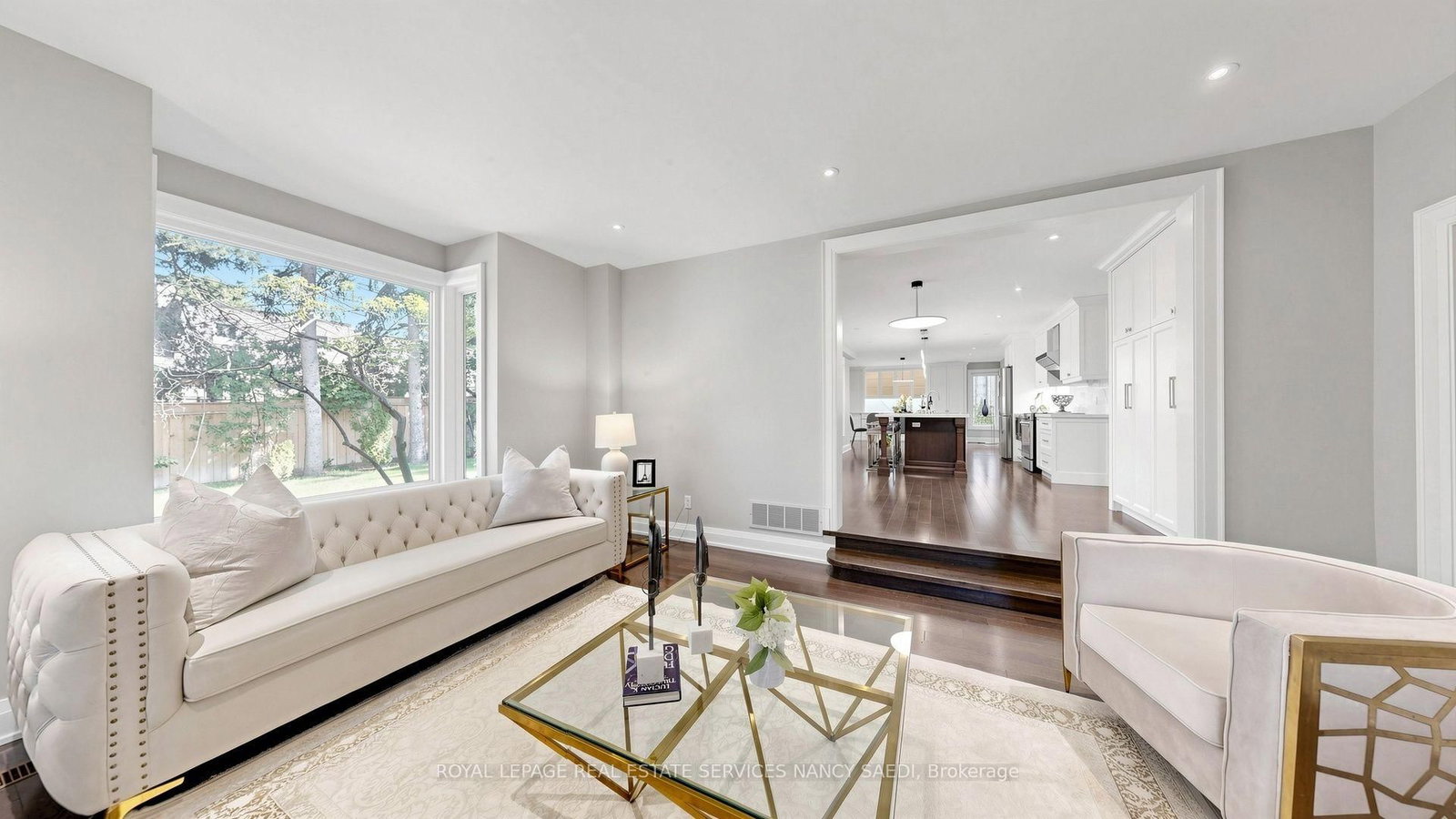 136 Denlow Boulevard • Toronto, ON photo 18