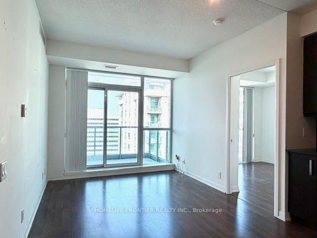PH201 - 17 Anndale Drive