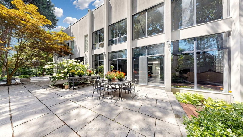 5 Abrams Place
