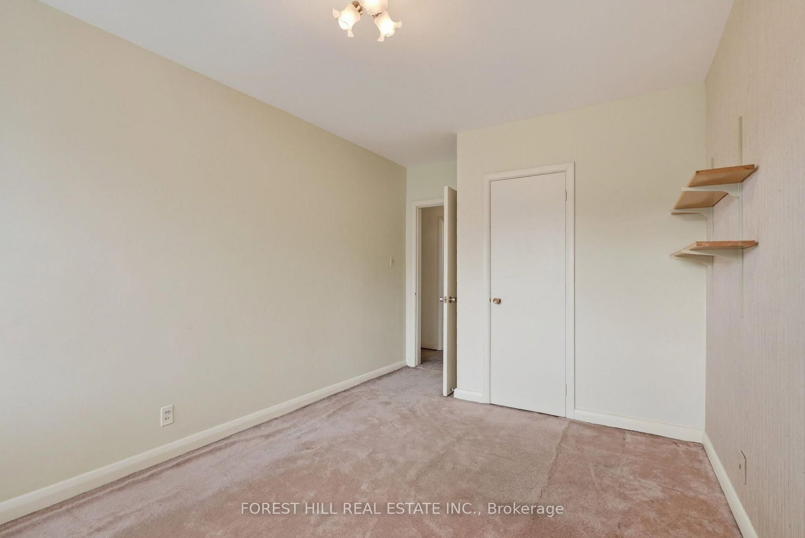 15 Robson Place • Toronto, ON photo 15