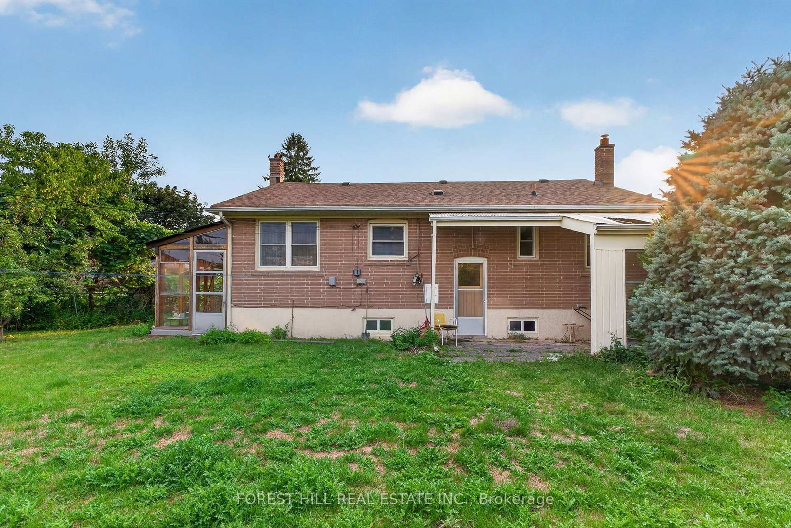 15 Robson Place • Toronto, ON photo 24