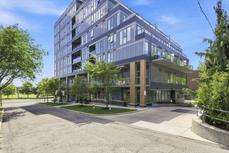 516 - 6 Parkwood Avenue