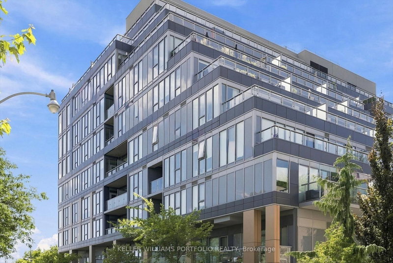 516 - 6 Parkwood Avenue