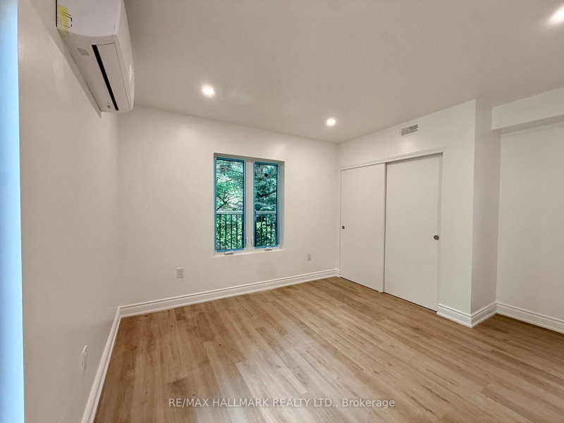 48R Bradgate Road