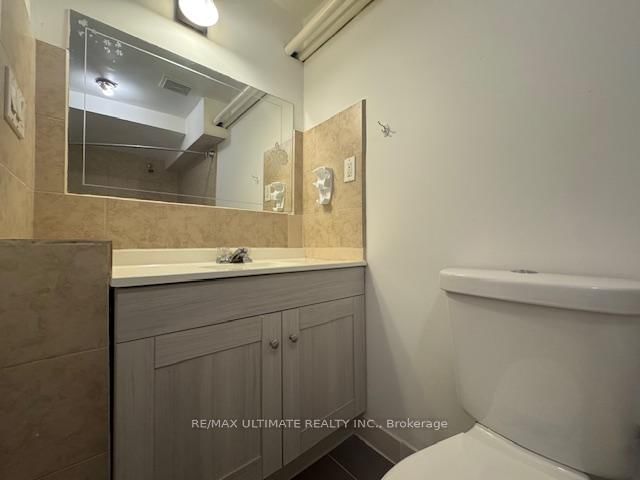 127 Robina Avenue • Toronto, ON photo 14