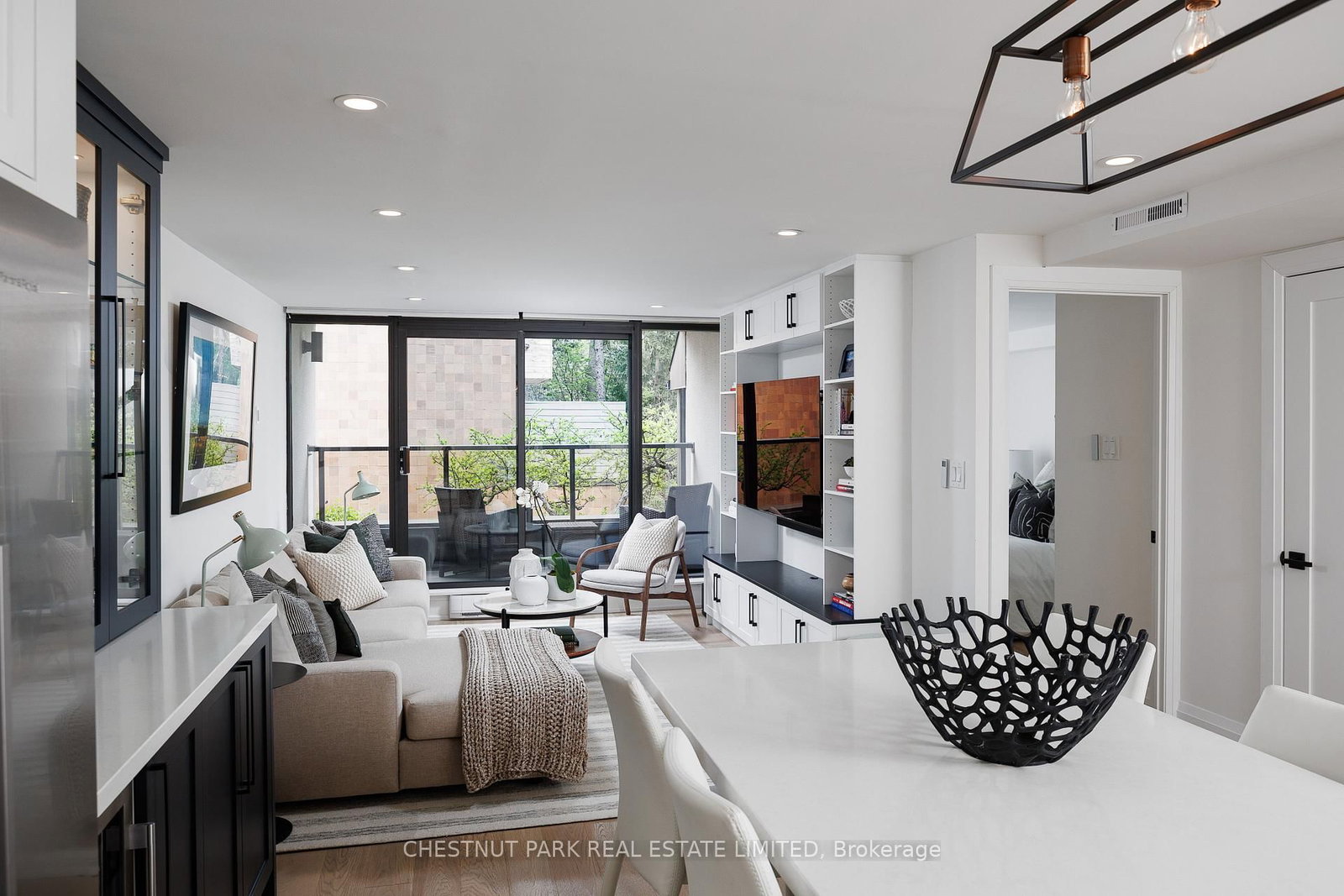 40 Oaklands Avenue • #203 • Toronto, ON photo 11