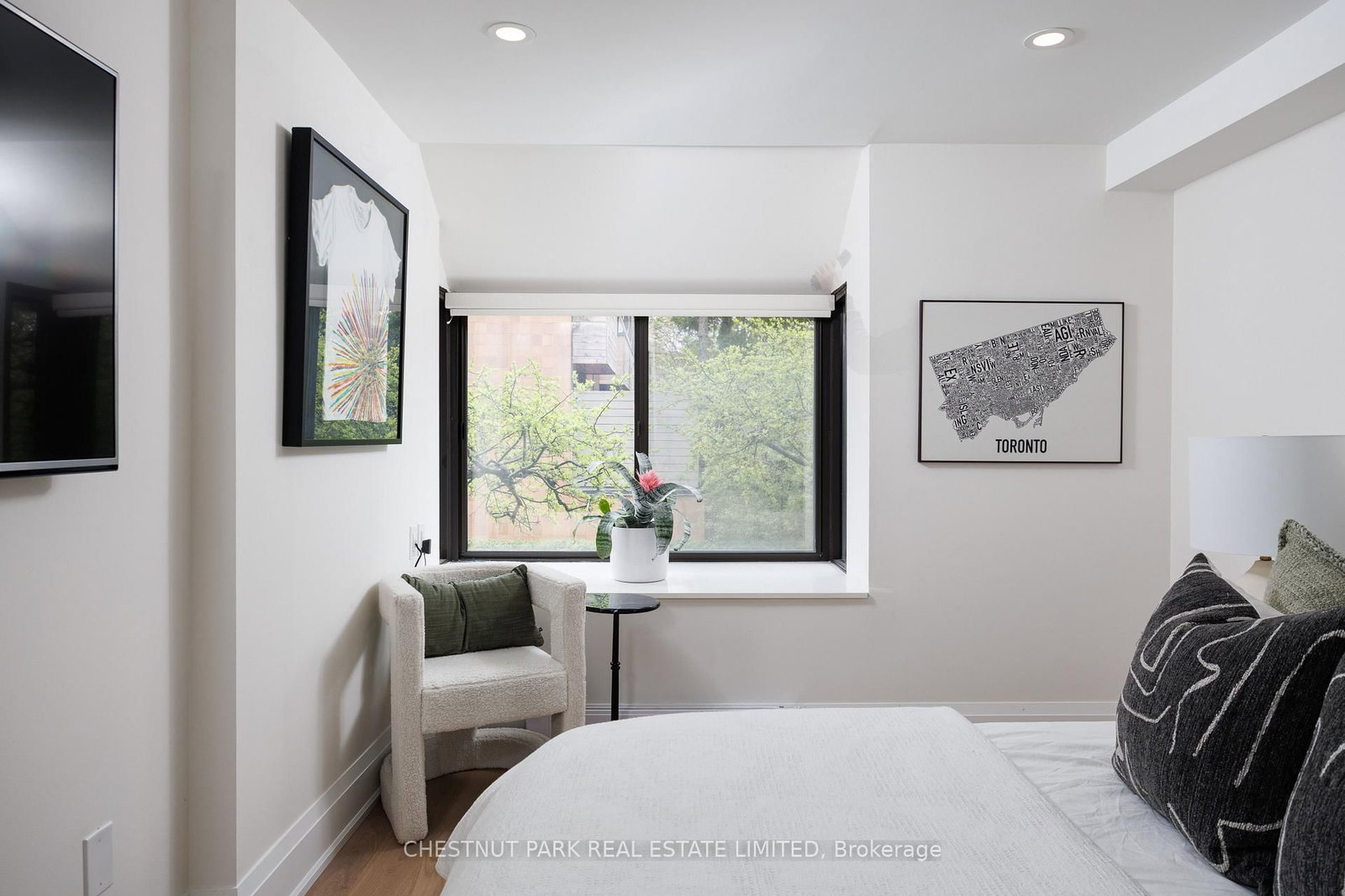 40 Oaklands Avenue • #203 • Toronto, ON photo 19