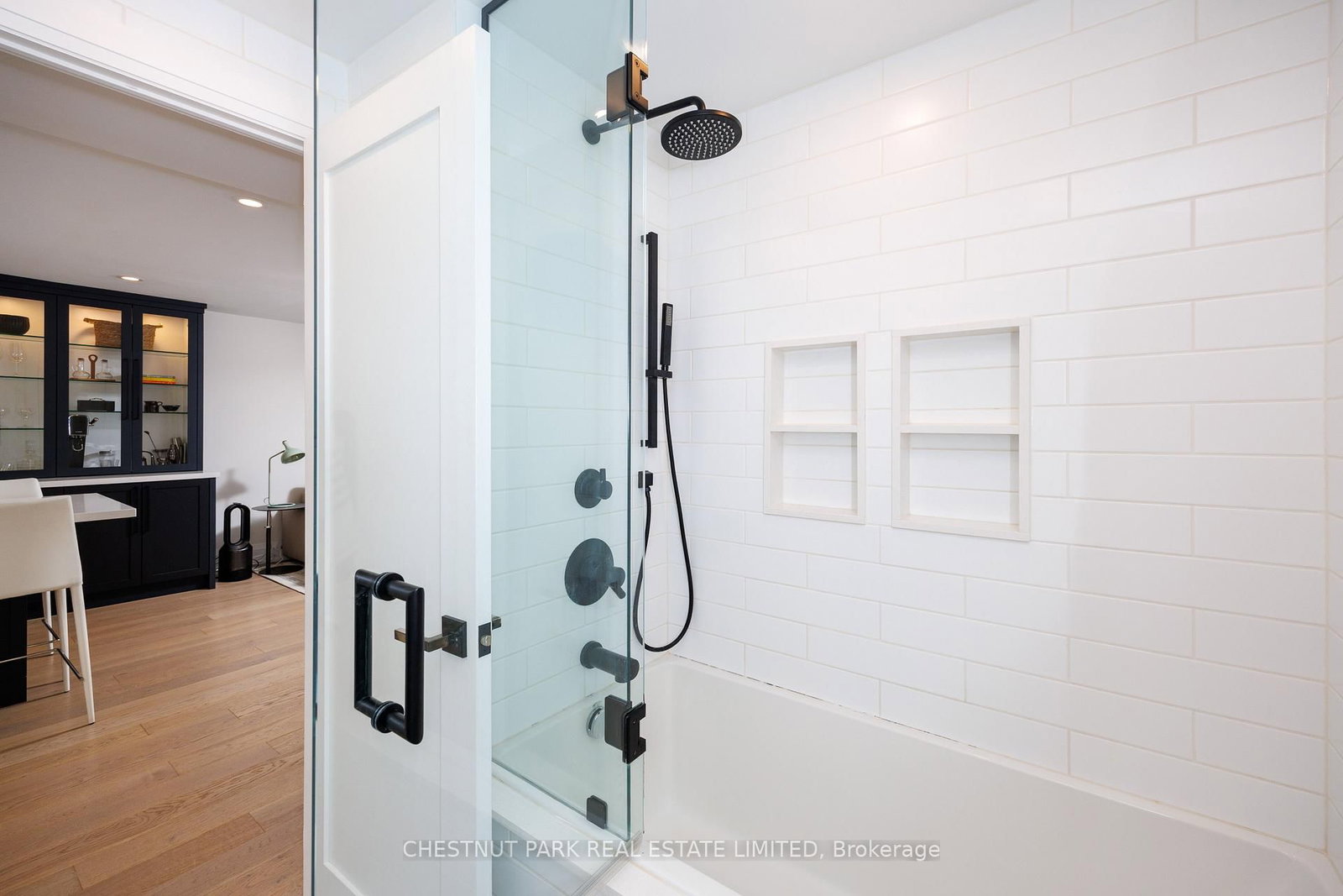 40 Oaklands Avenue • #203 • Toronto, ON photo 26