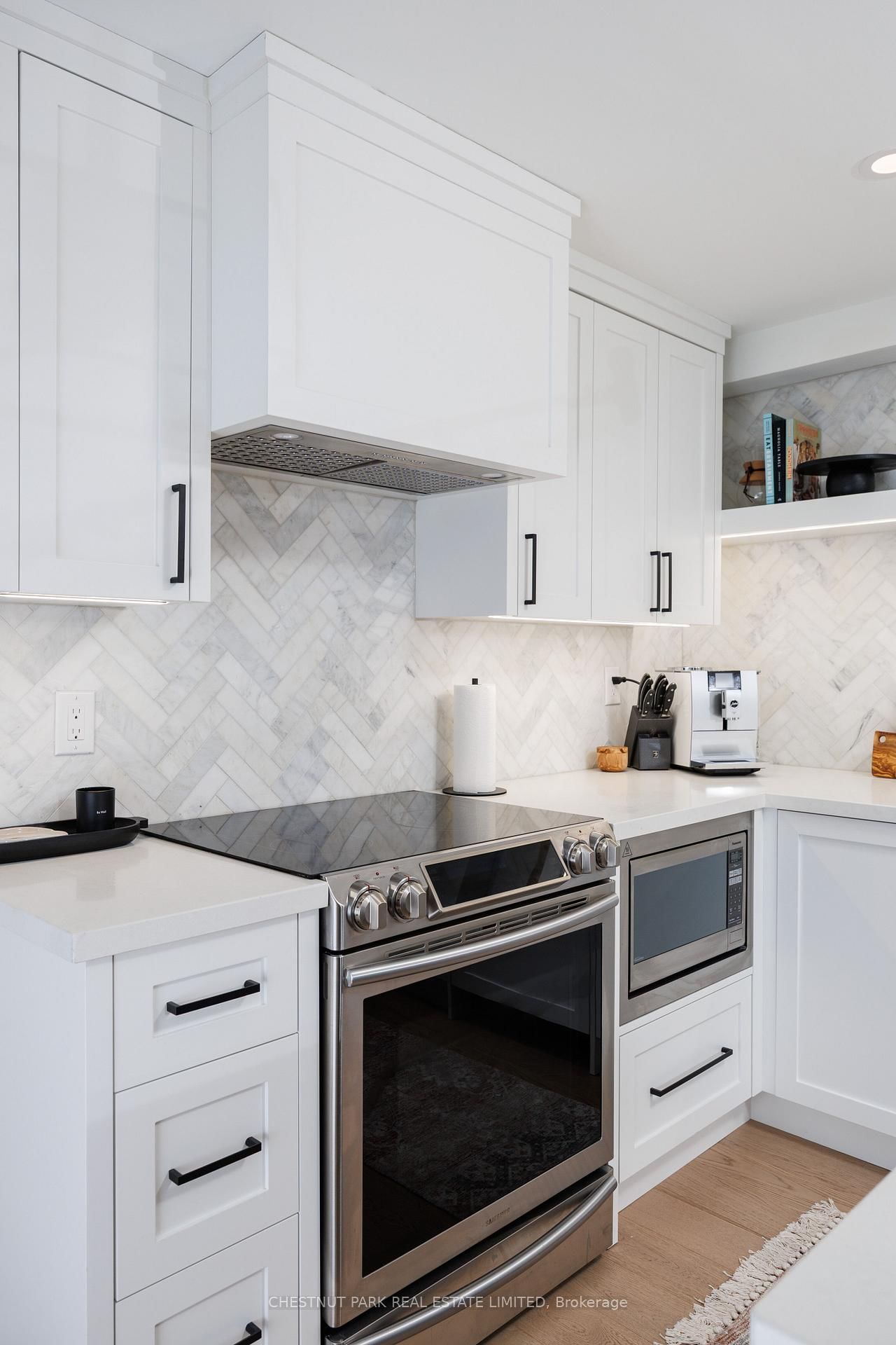 40 Oaklands Avenue • #203 • Toronto, ON photo 6