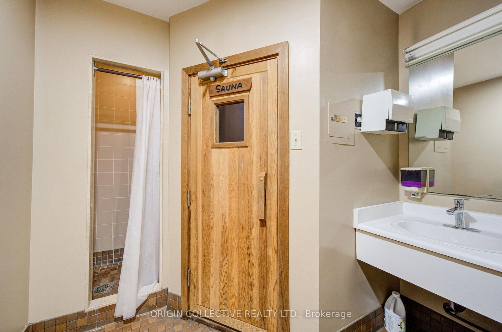 19 Dundonald Street • #305 • Toronto, ON photo 39