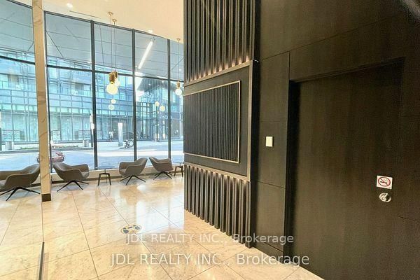 310 - 90 Queens Wharf Road