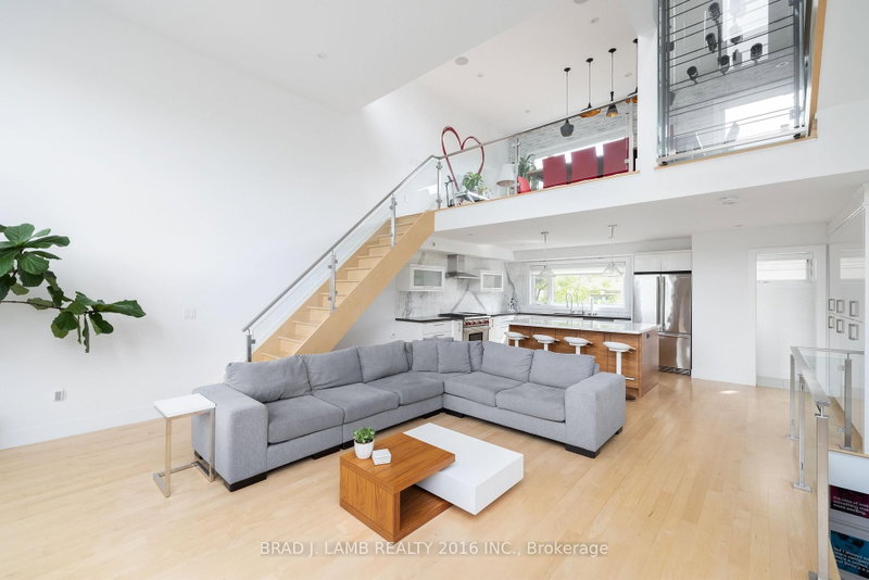 16 Egerton Lane N
