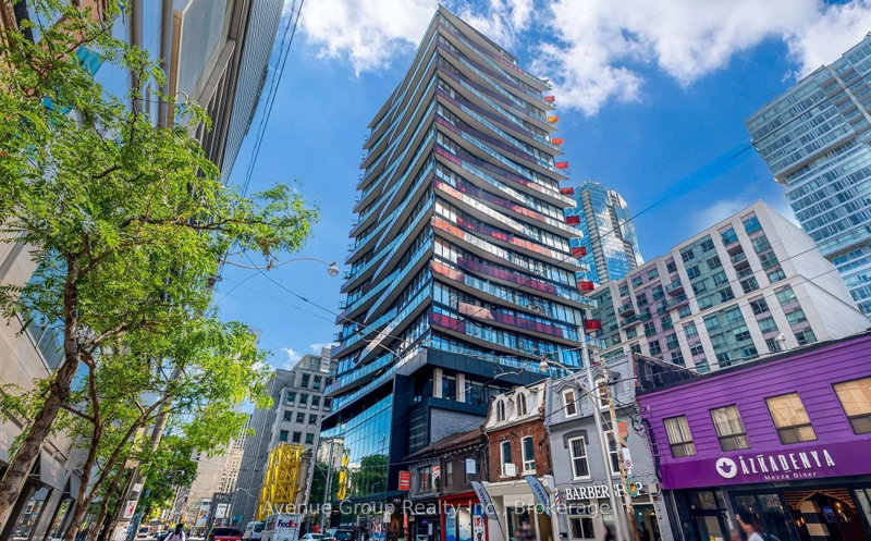 1407 - 215 Queen Street W