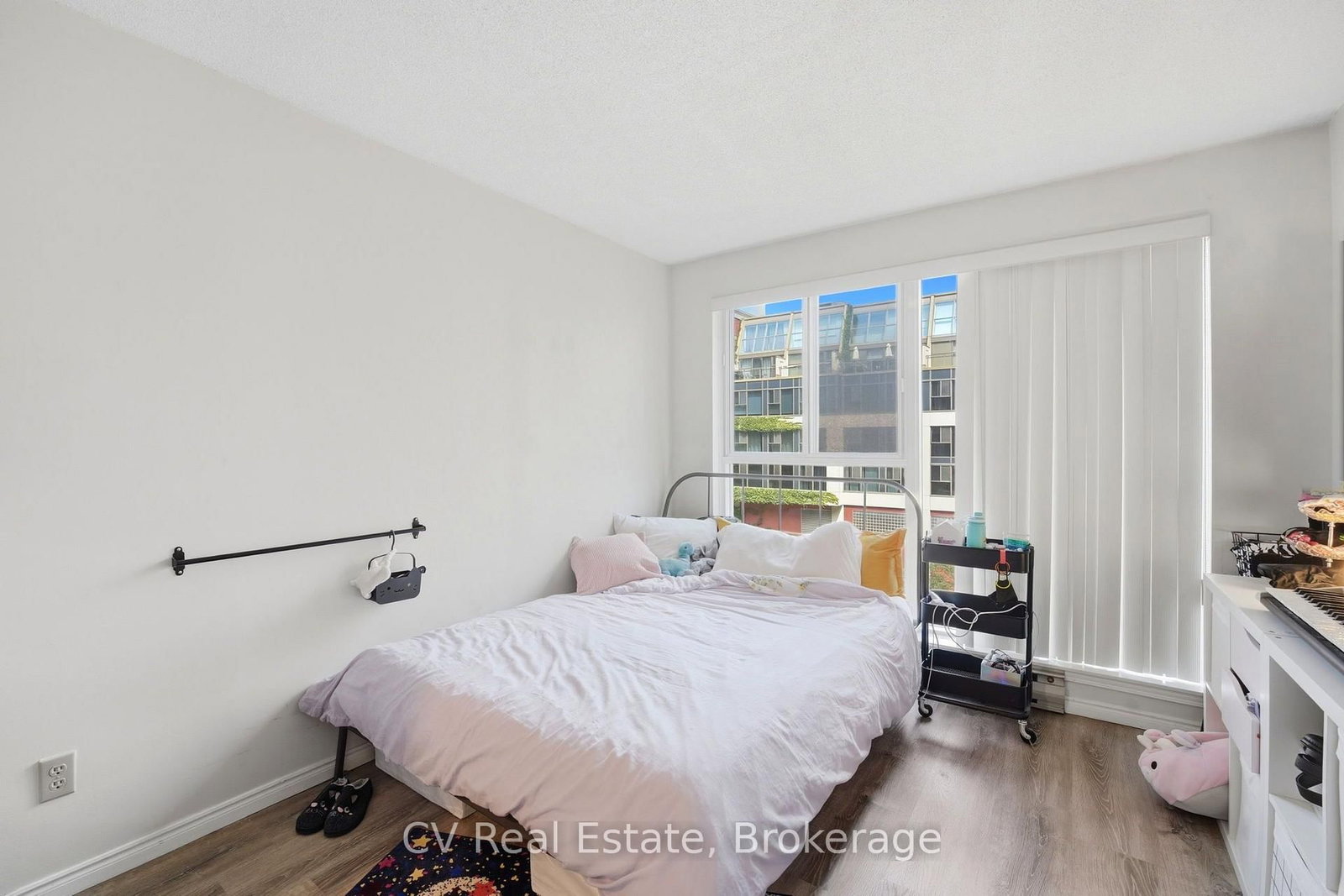 222 The Esplanade • #506 • Toronto, ON photo 12