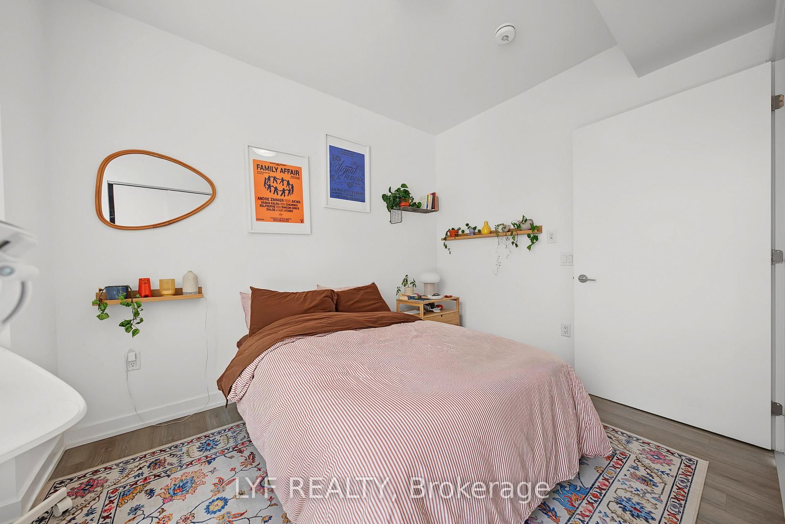 357 King Street W • #2403 • Toronto, ON photo 25
