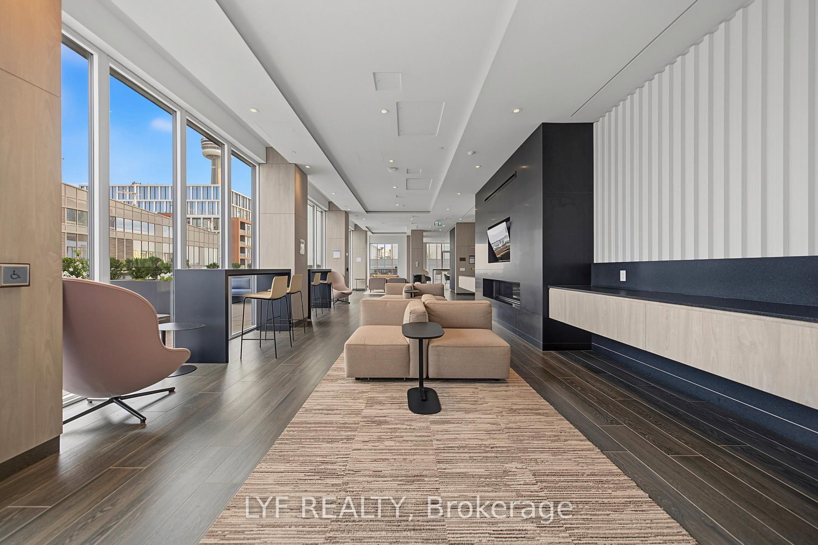 357 King Street W • #2403 • Toronto, ON photo 41