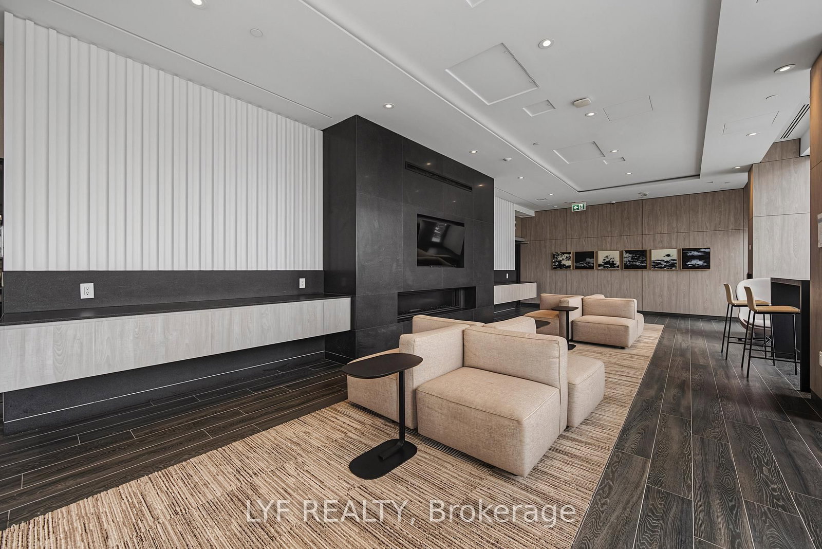 357 King Street W • #2403 • Toronto, ON photo 43