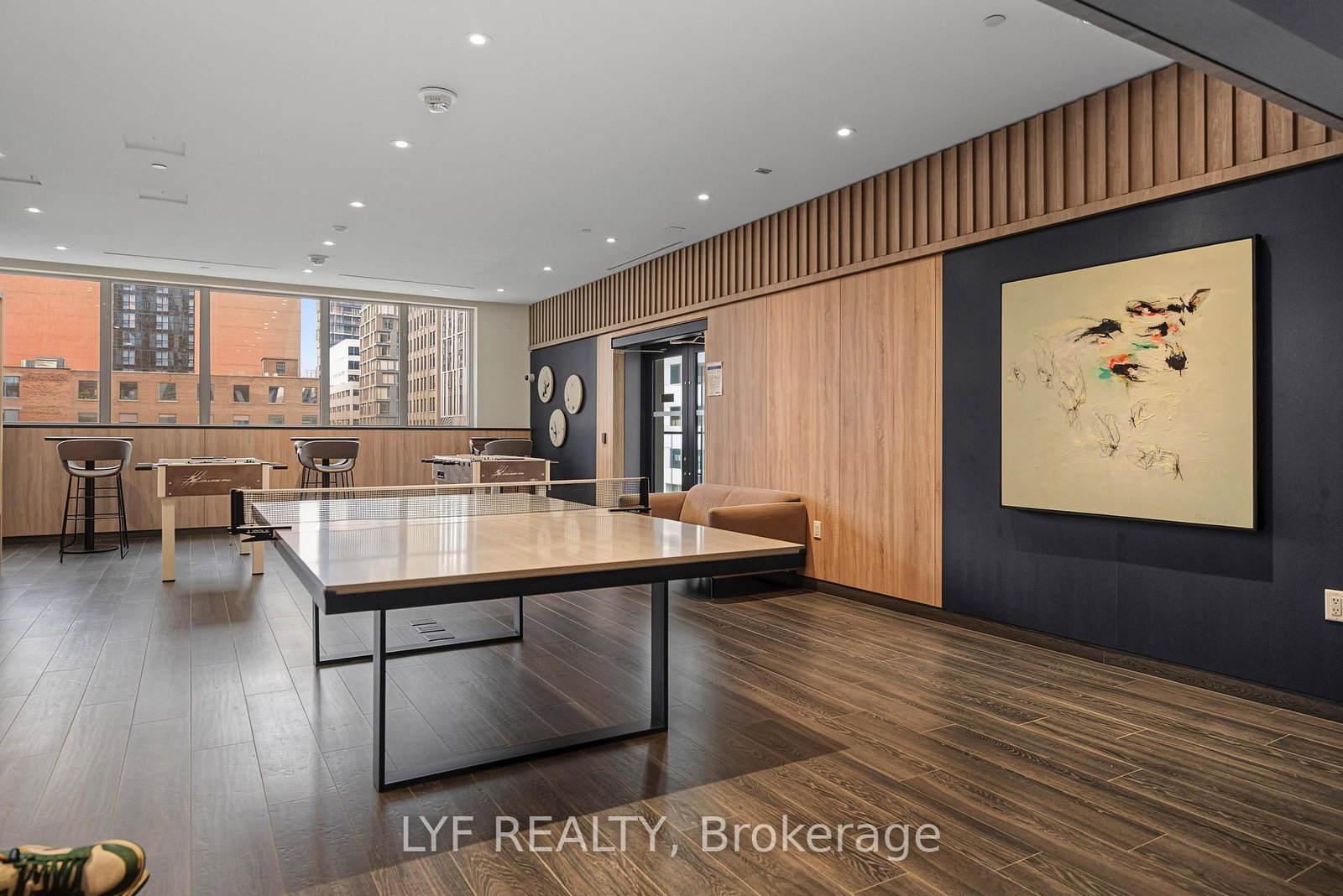 357 King Street W • #2403 • Toronto, ON photo 45