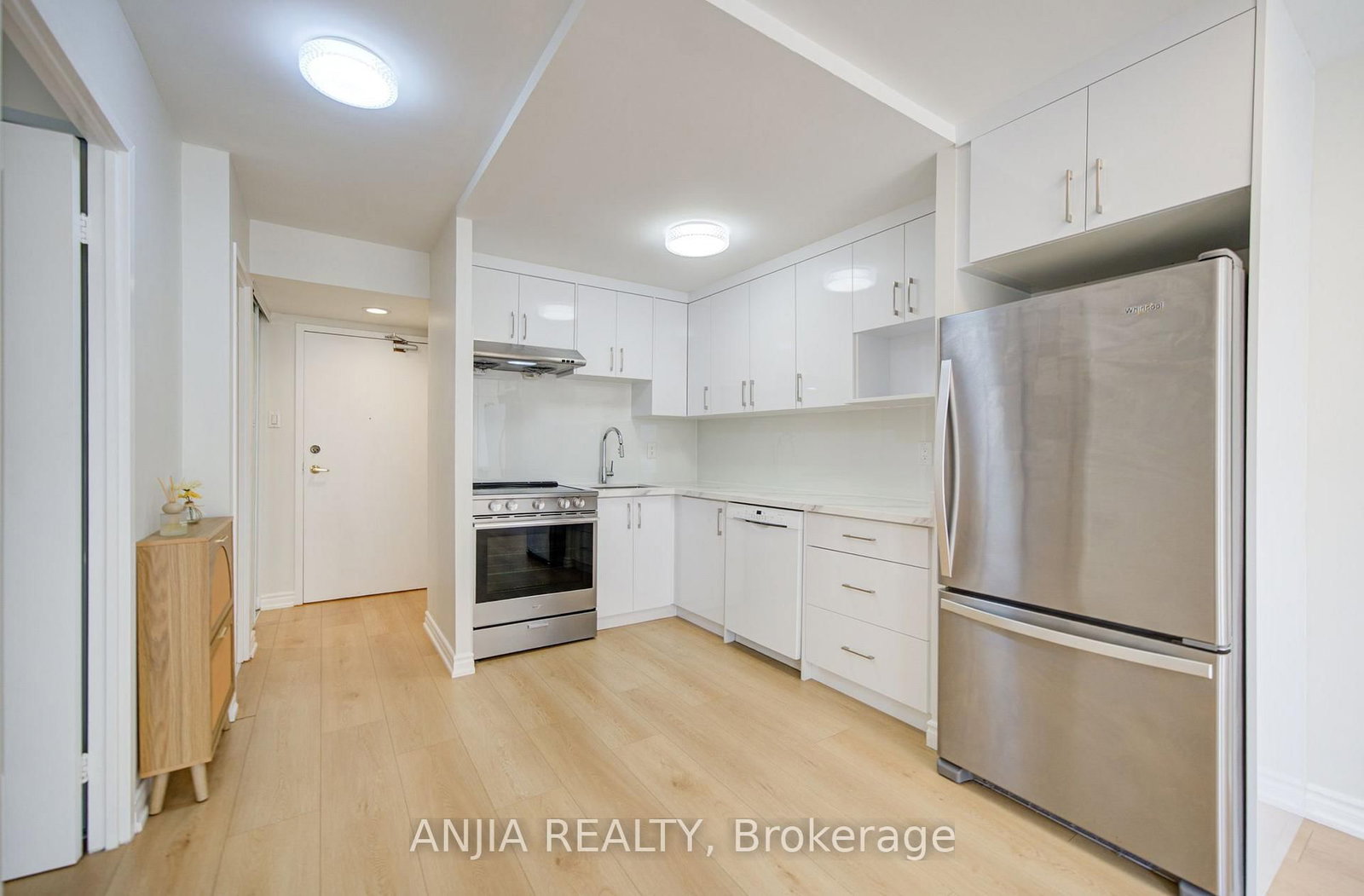 633 Bay Street • #912 • Toronto, ON photo 16